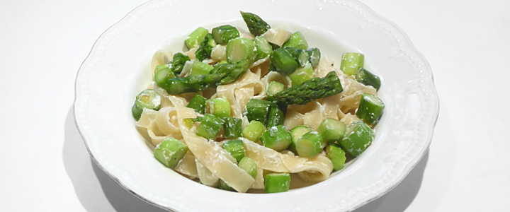 tagliatelle agli asparagi